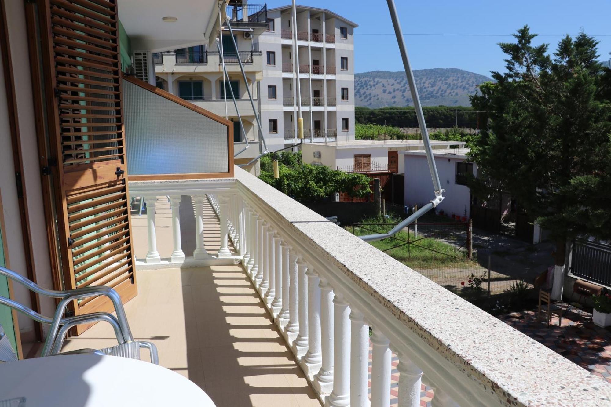 Apartment Celaj Velipojë Esterno foto